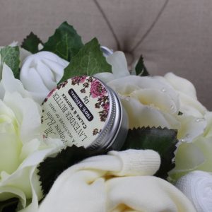 Deluxe Pampering Bouquet Neutral - Image 4