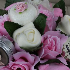 Deluxe Pampering Bouquet Pink - Image 4