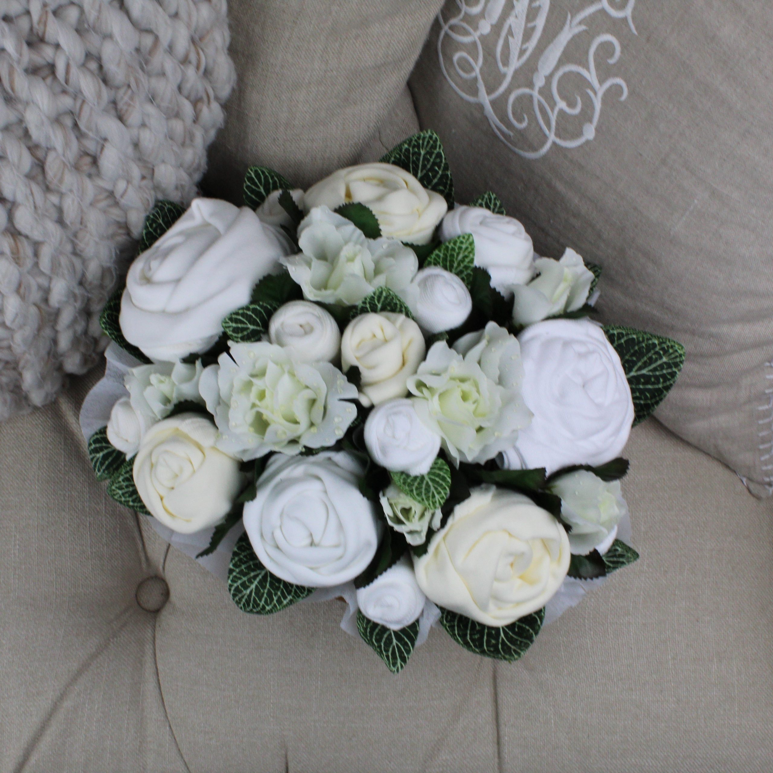 Superior Bouquet Neutral - Image 2