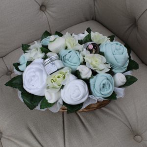 Superior Pampering Bouquet Mint - Baby Clothing Bouquet