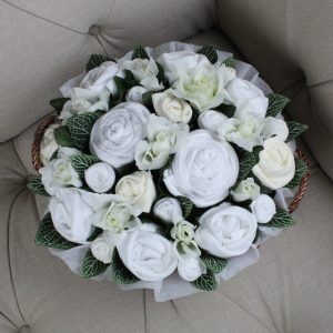 Alternative view of Twins Luxury Bouquet Neutral