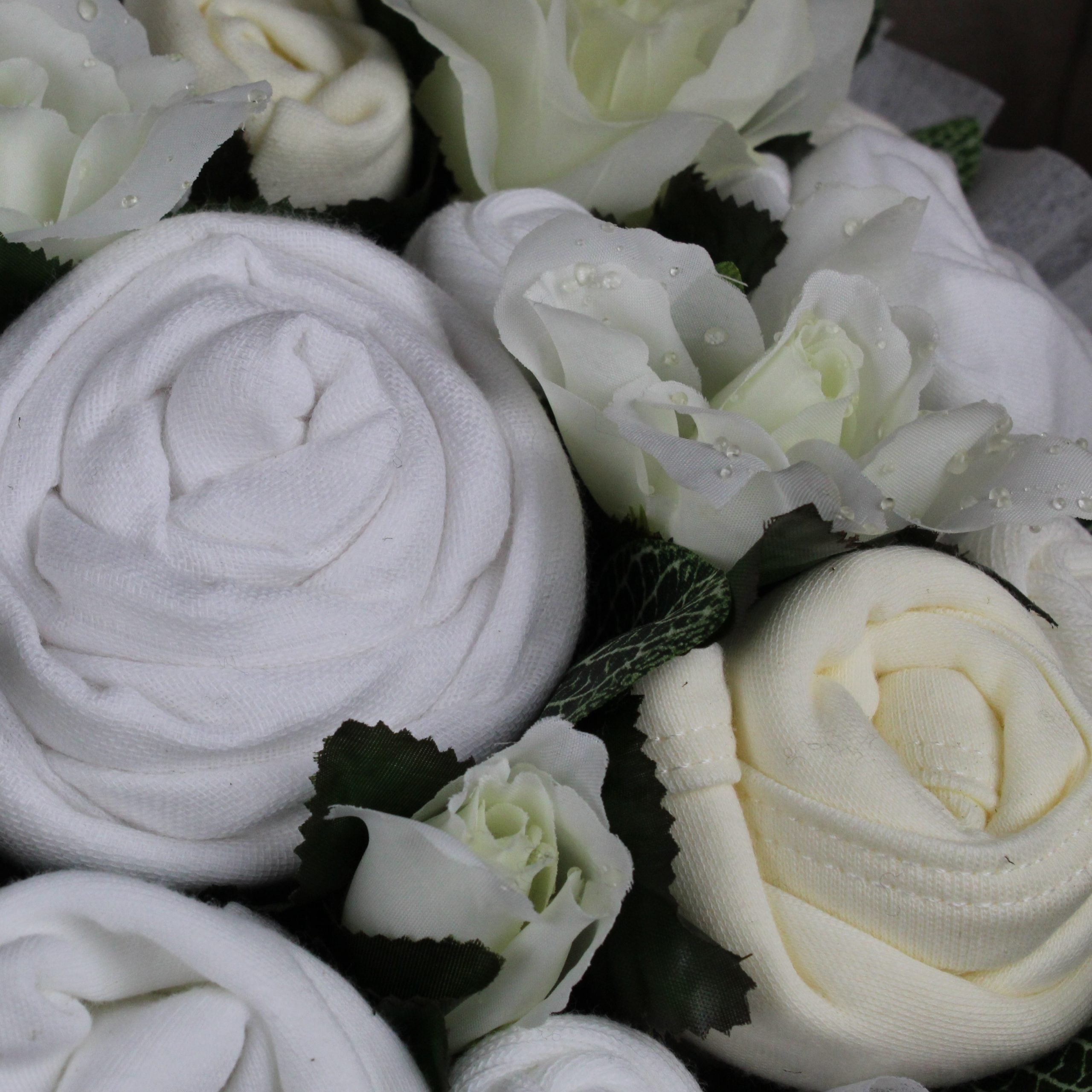Twins Luxury Bouquet Neutral - Image 5