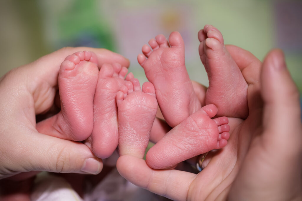 Photo of triplets feet
